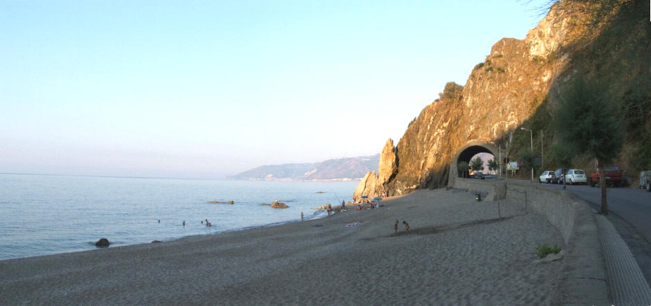 Capo d'Orlando Spiaggia di Testa di Monaco
